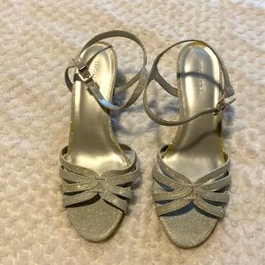 Classy, sexy women’s sandal, size 9, new, 2” heel